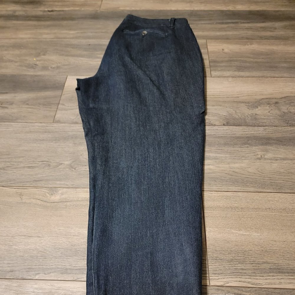 Bandolino ankle length pants - blue denim.  Size 8